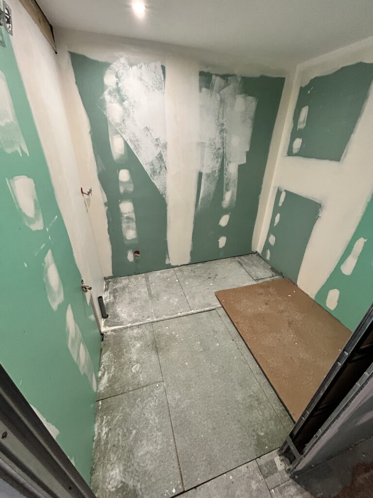 Rénovation d'une salle de bain à Salsigne