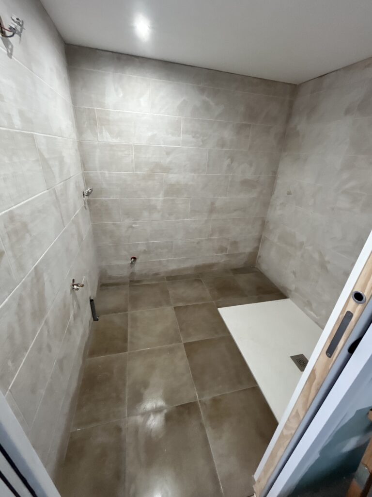 Rénovation d'une salle de bain à Salsigne