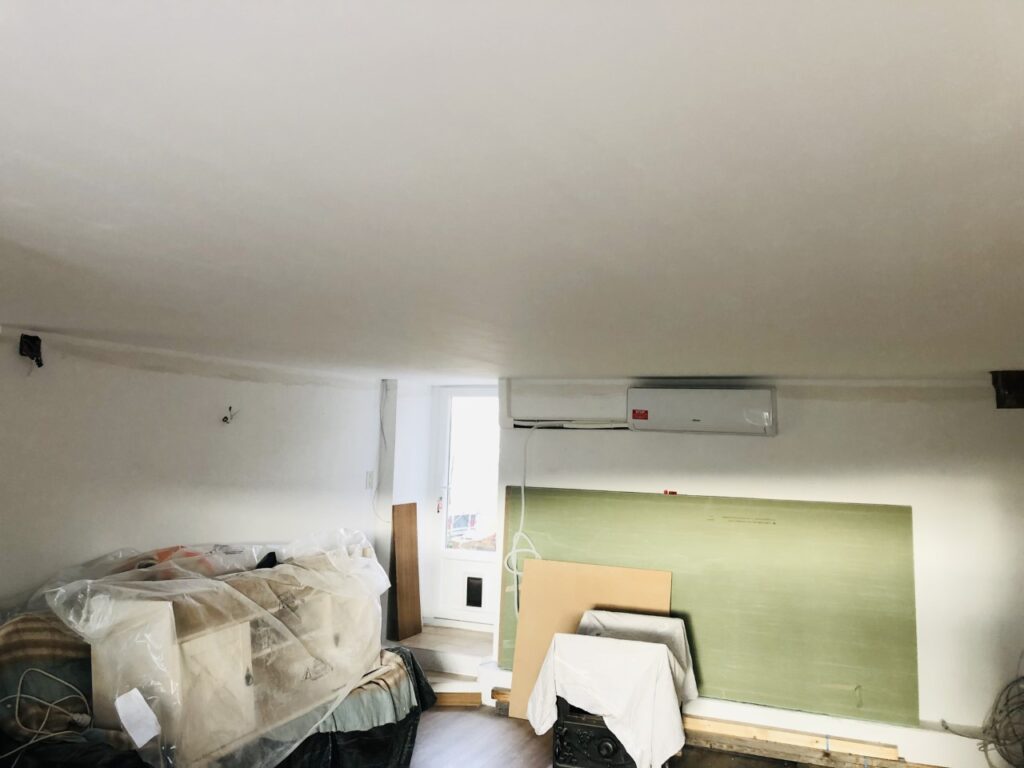 Installation d'un faux Plafond en plaque de plâtre a Villebazy